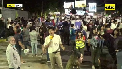 Video: multitudinaria marcha estudiantil en defensa del “Arancel cero” y los demás programas desfinanciados