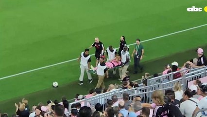 Así se retiraba Diego Gómez del campo de juego