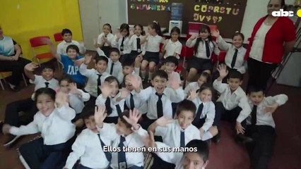 Saludo de Santiago Peña a los docentes