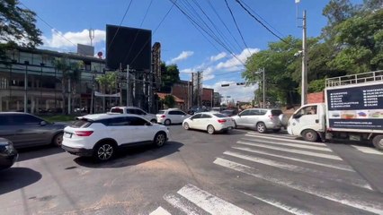 Caos En Esquina De Mariscal López Y Choferes Del Chaco. Gentileza Sara Ayala.