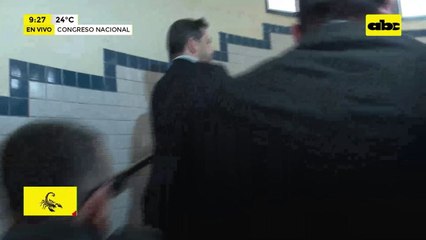 Video:  Latorre se jacta de llamado a concurso, pero se olvida de los nepos