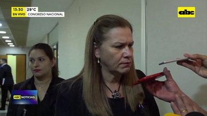 Ministra de Salud respondió sobre la situación de la Salud en sesión con Diputados