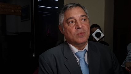 Ministro de Educación pide a Diputados “reasignar” rubros no utilizados a reparación de escuelas