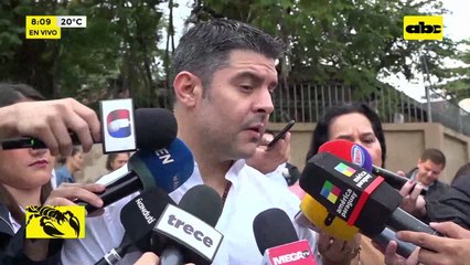 Reculó “Nenecho”: no pedirá más bonos para “tranquilidad” de la ciudadanía