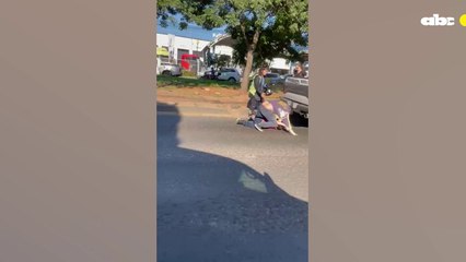 De Esta Forma Forcejearon Dos Conductores En La Avenida Madame Lynch