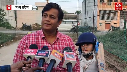 6 साल का छोटू क्रिकेटर, सचिन-विराट की तरह मारता है शॉट, बड़े-बड़े गेंदबाज भी पस्त