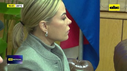 Cartismo respalda a Lizarella Valiente: “Confiamos en que tendrá una explicación”