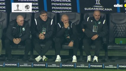 La victoria y clasificación de Huachipato a octavos de final