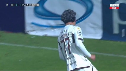 Ronaldo Martínez anotó en el triunfo de Platense