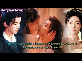 Reencarné como sirvienta del príncipe caído y conquisté su corazón con mi inteligencia moderna