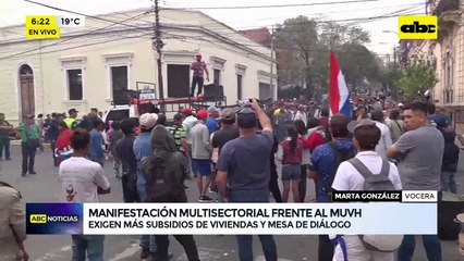 Multisectorial pedía la cabeza de Carlos Pereira y ahora, que vuelva al MUVH