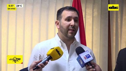 ¿Le soltarán la mano a Nenecho?: concejales colorados podrían respaldar intervención