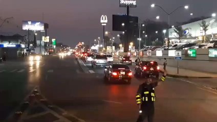 Agentes De La Patrulla Caminera Agilizan El Tránsito