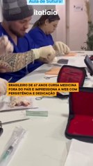 Peluquero Brasileño De 67 Años Estudia Medicina En Paraguay