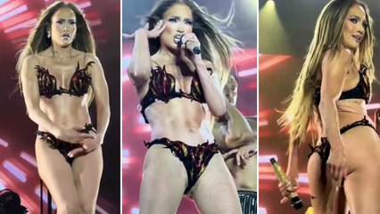 Jennifer Lopez fa fuoco e fiamme: bikini e addominali scolpiti sul palco