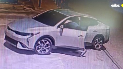 Luis Montanaro en la florería desde donde se enviaron las amenazas