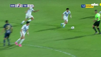 Juan José Jiménez, a puro lujo en la victoria de Sportivo Ameliano