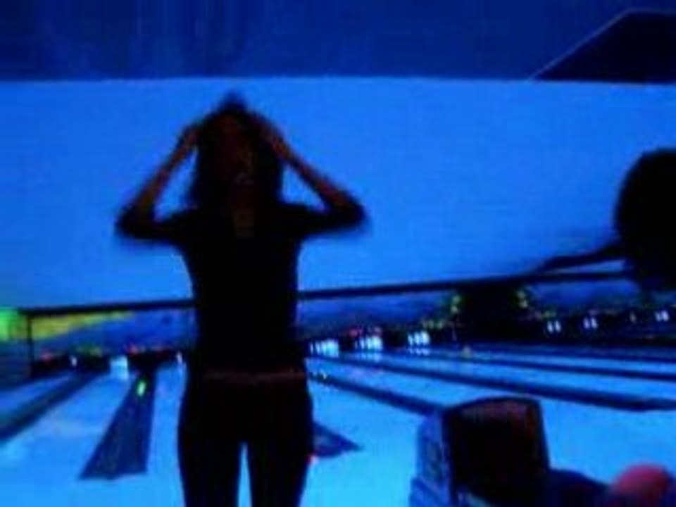 manon et le bowling