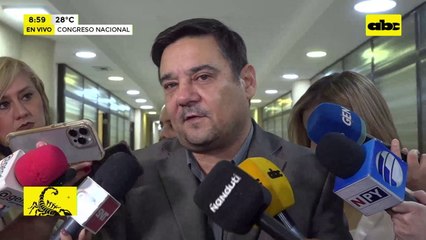 “Es inmoral e inhumano”: liberales cuestionan autoaumento en el Senado y critican a otros poderes