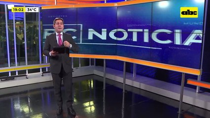 Peña compara su gestión con victoria de la Albirroja y presenta nuevo proyecto de tren de cercanías