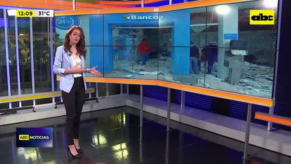 Casi G. 3 mil millones fue lo robado del banco en Naranjal: ladrones tiraron su auto al río