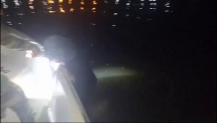 La Prefectura Naval Argentina (PNA) detectó contrabando de cigarrillos disfrazado de camalote en el río Paraná.