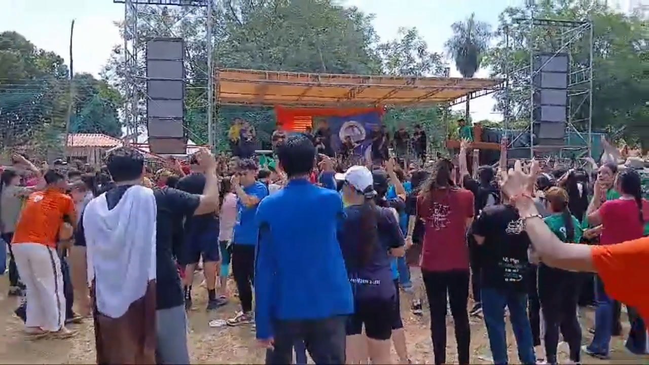 Jóvenes que participaron hoy de la tradicional peregrinación nacional a Caacupé denunciaron que el futuro del país está comprometido por la narcopolítica e incluso lamentan la protección política a las bandas criminal