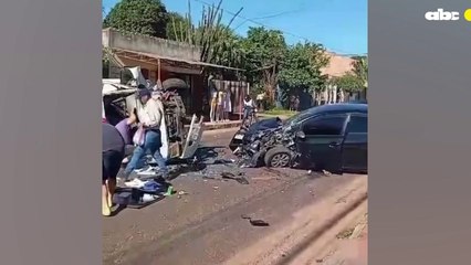 Aparatoso accidente y vuelco en San Lorenzo