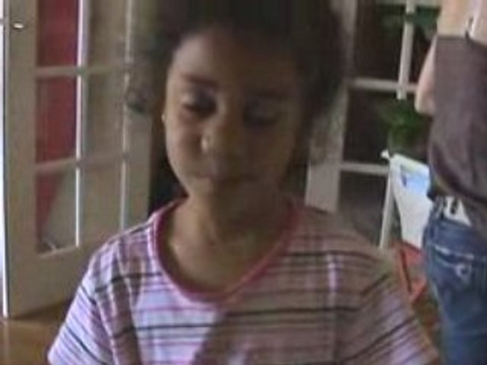 Jenny essaie l'anglais