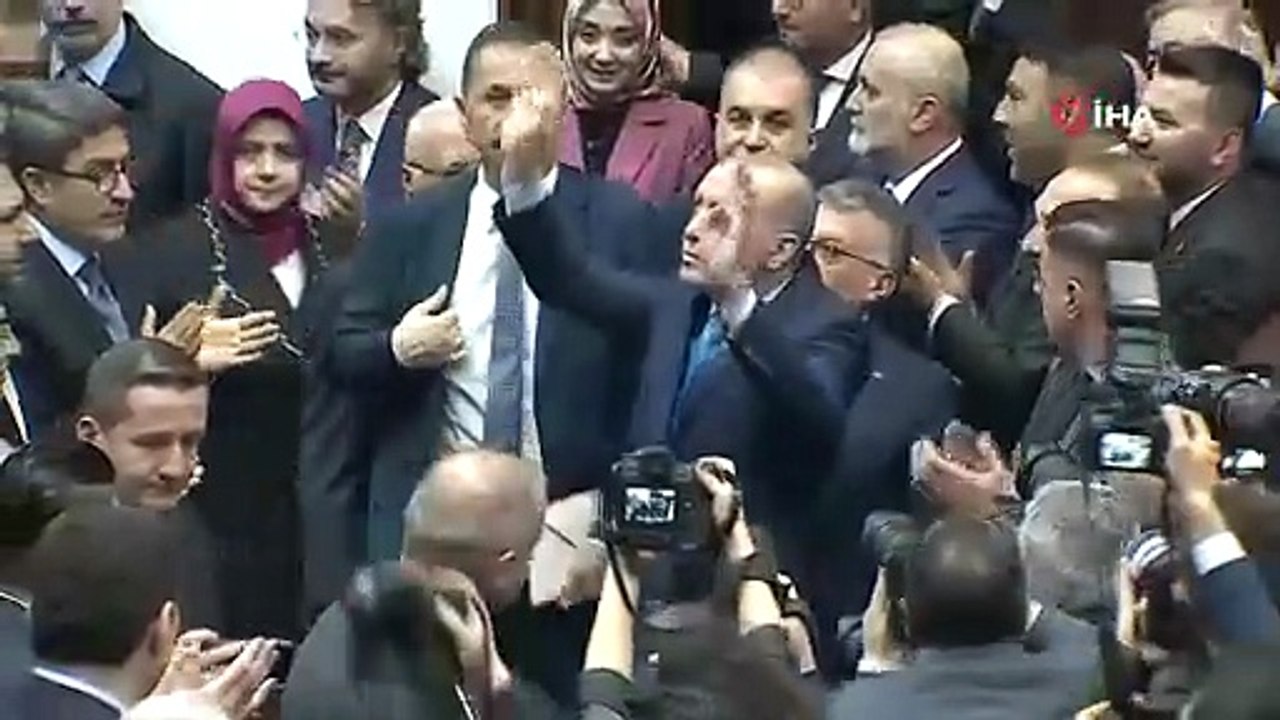 Cumhurbaşkanı Erdoğan: "Ekonomi başta olmak üzere daha aydınlık bir Türkiye’ye vasıl olacağız. Bu ülkeye yeni bedeller ödetmek isteyenlere geçit vermeyeceğiz.