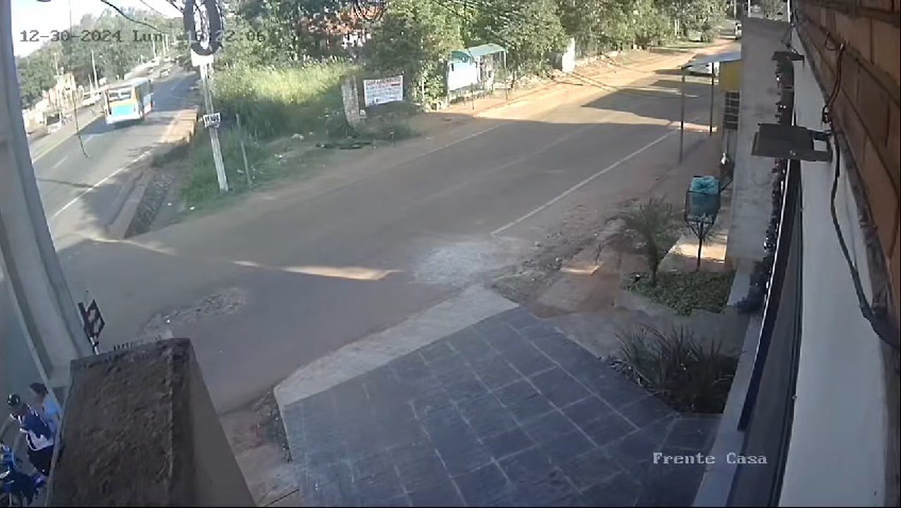 Dos motociclistas fallecen en accidente de tránsito en Itauguá