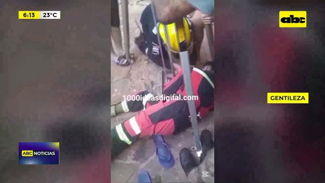 Capiatá: Rescatan a niño de dos años y un hombre tras caer en pozo