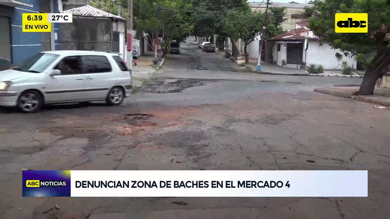 Denuncian Zona De Baches En El Mercado4