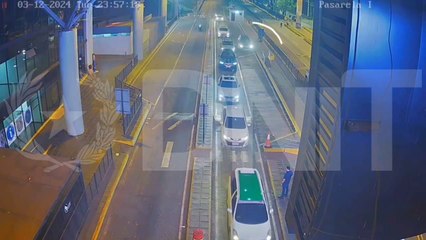 Video de cuando el exsenador Edgardo Kueider cruzó el Puente de la Amistad en Paraguay