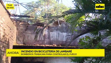 Video: Incendio en fábrica de bicicletas de Lambaré