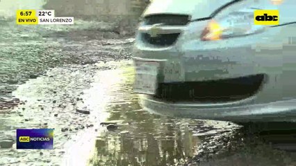 Video: Calles y avenidas olvidadas presentan enormes baches