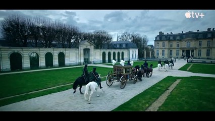 Benjamin Voisin est Carême : bande-annonce de la série  Apple (vf)
