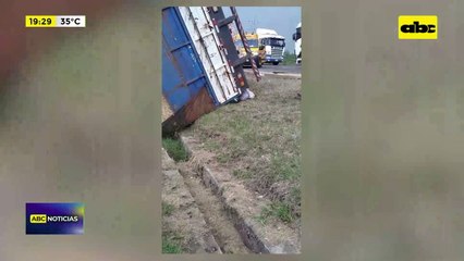 ¿Imputarán a la ministra de Obras Públicas?: cráteres en ruta causaron accidente fatal en Paraguarí