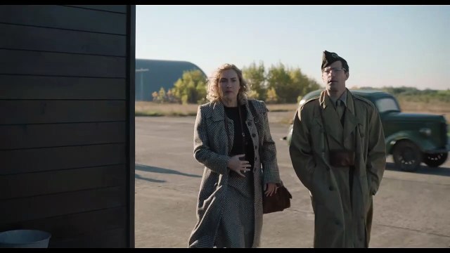 Kate Winslet incarne Lee Miller en pleine Seconde Guerre Mondiale : bande-annonce VOST