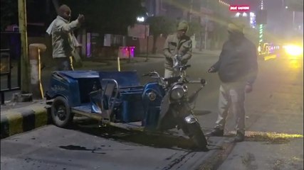 तेज रफ्तार कार ने ई-रिक्शा को मारी टक्कर, चालक की मौत