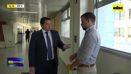 ¿Arévalo reculará en su renuncia?: cartismo dice que respaldará pérdida de investidura