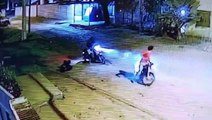 Así le robaron a una mujer su motocicleta en Limpio