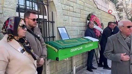 Ünlü oyuncu Burcu Özberk'in acı günü