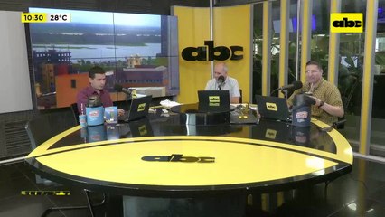 Óscar González, ministro de Defensa, y Julio Fullaondo, Fuerza Aérea Paraguaya: Gobierno compra radares de largo alcance