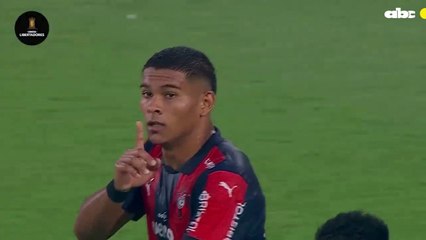 Diego León hizo callar a los hinchas de Cerro Porteño