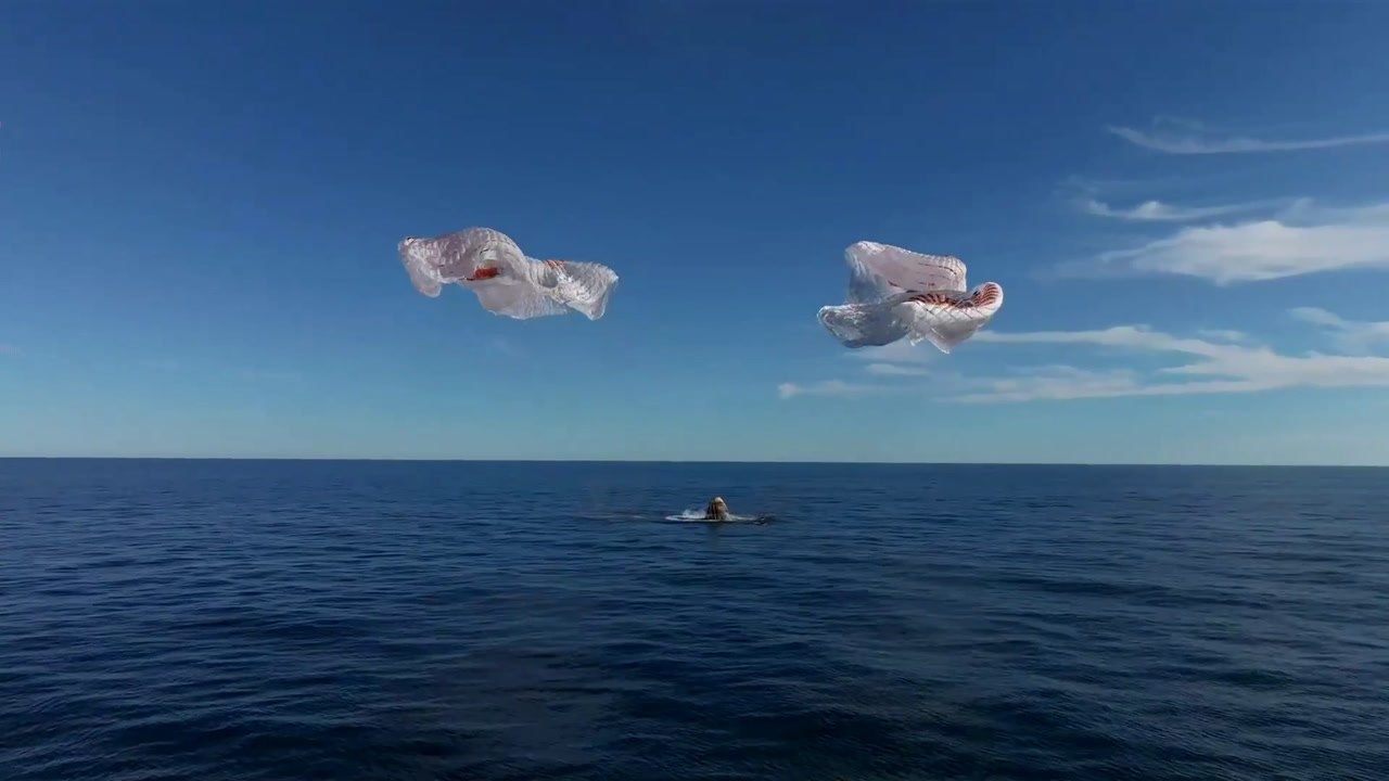 Regresan los dos astronautas atrapados por nueve meses en la EEI