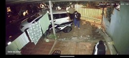 Roban moto de una vivienda en San Antonio