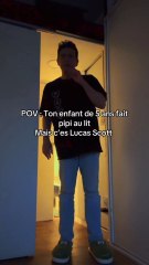 Lucas Scott est un héros lol