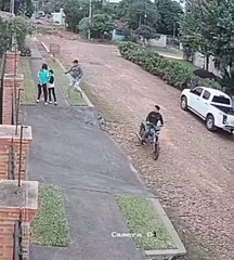 Dos motochorros intentaron asaltar a adolescente y a su hermanita