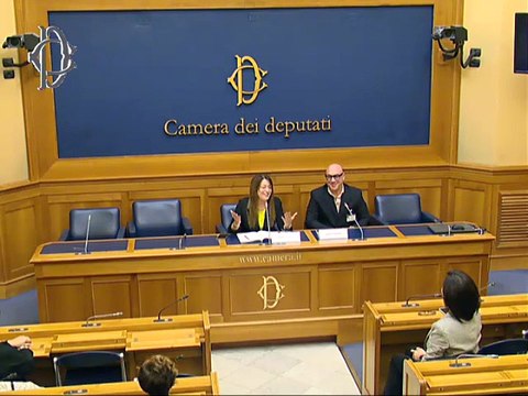 Roma - Presentazione del libro Se hai il pollice opponibile puoi anche mantenere il tuo peso sotto controllo del Prof. Marco Oceano - Conferenza stampa di Daniela Torto (03.12.25)